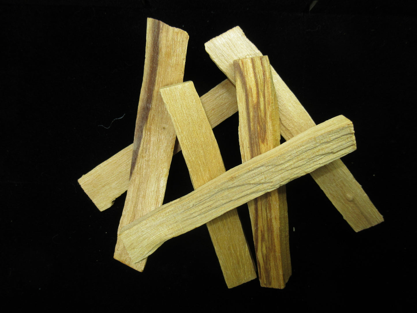Palo Santo Sticks 2 oz Bag "6-7 Sticks"