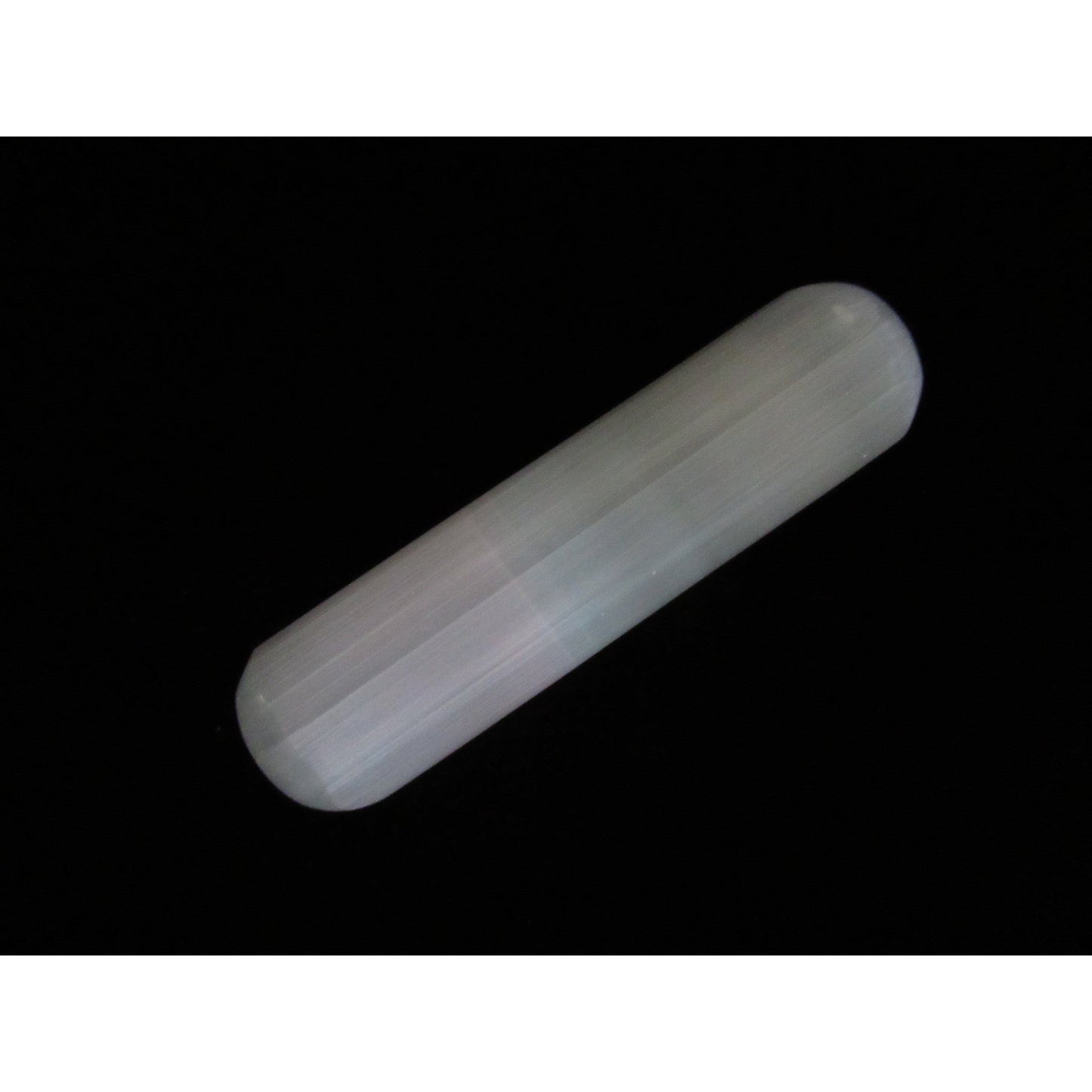 Selenite Small Wand Round Polished White 4 X 1
