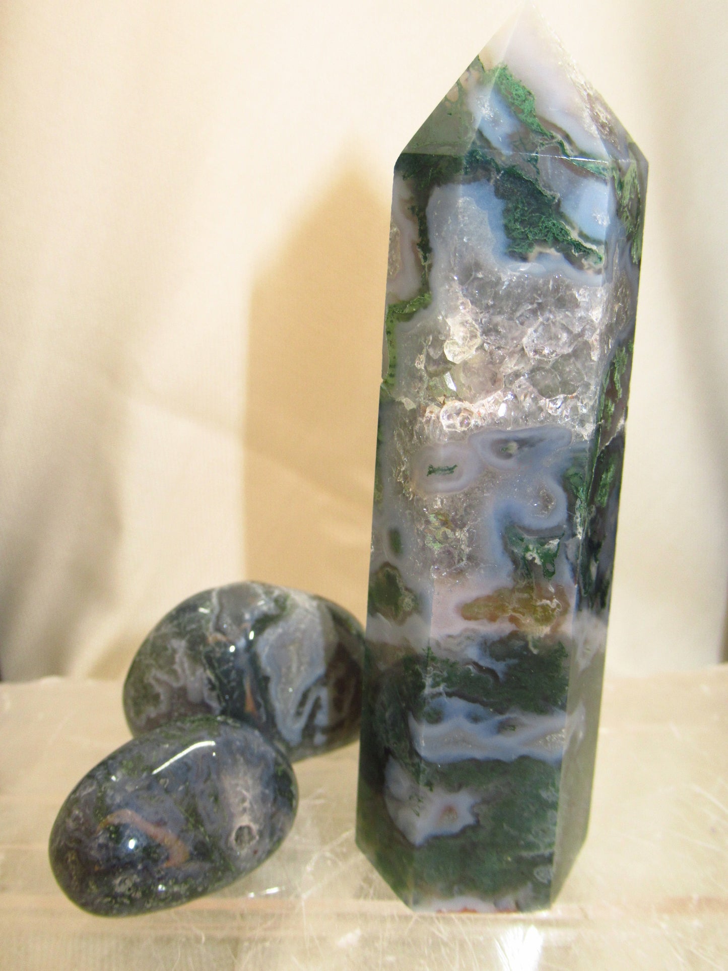 Moss Agate Medium Tower With 2 Medium Tumbled Stones Polished Green White 4x1.25 & 1.5-2